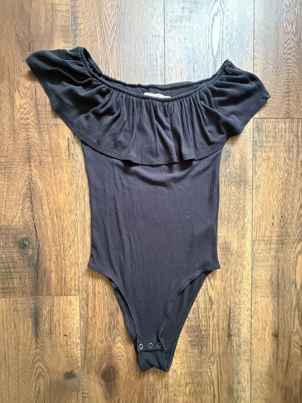 Abercrombie & Fitch Black Ruffle Bodysuit Small